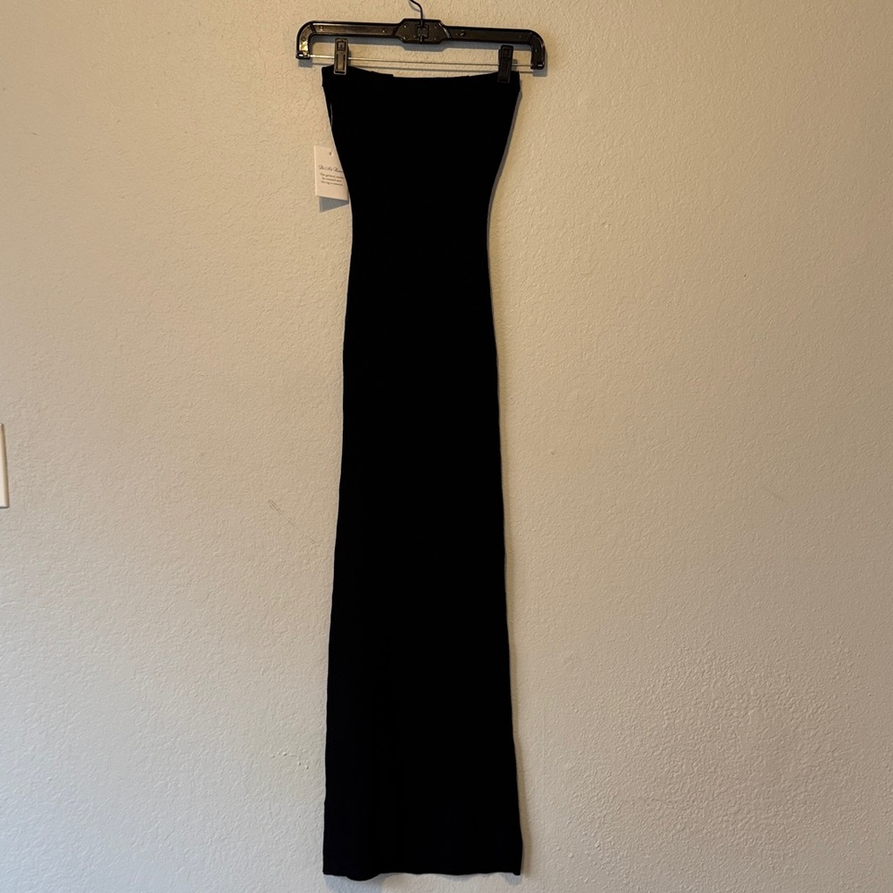Everyone Loves the Weekend Paris Dress NWT - Picture 6 of 7
